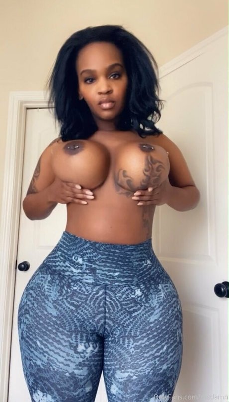 msdamn top star photo