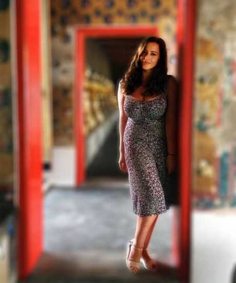 Serena Roberti actress img