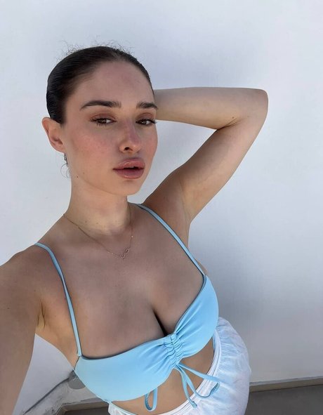 thetradingchick nude star pic