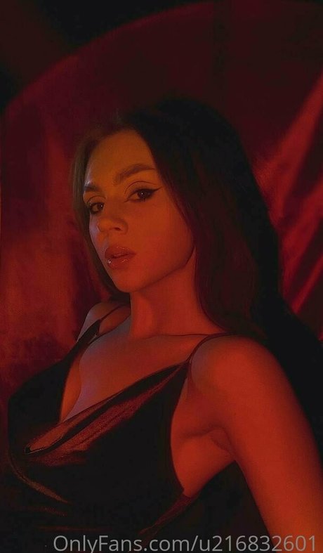 dinajuice pornographic actress galleries