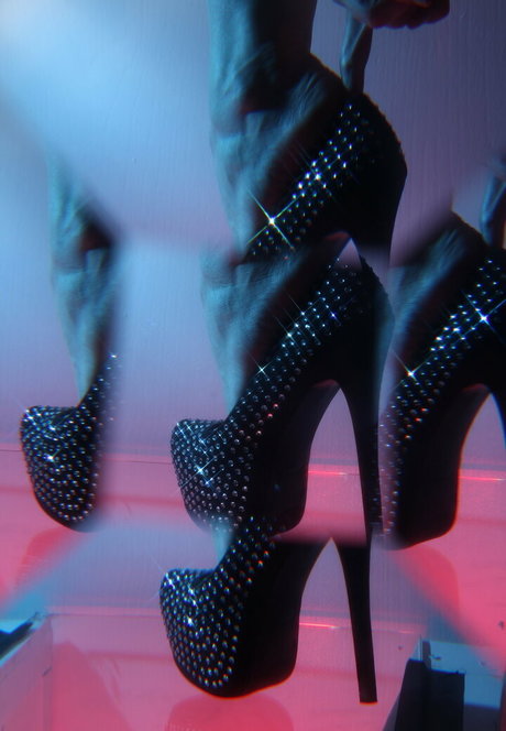 hollygraphixxx pretty star image