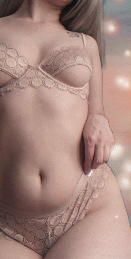 hollygraphixxx free actress picture