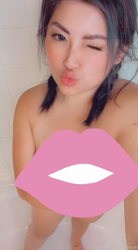 xxleesah high quality pornstar img