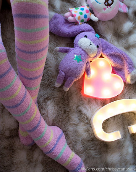 chrissycantwalk model xxx photos