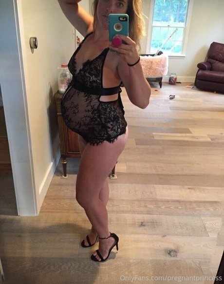 pregnantprincess beautiful actress galleries