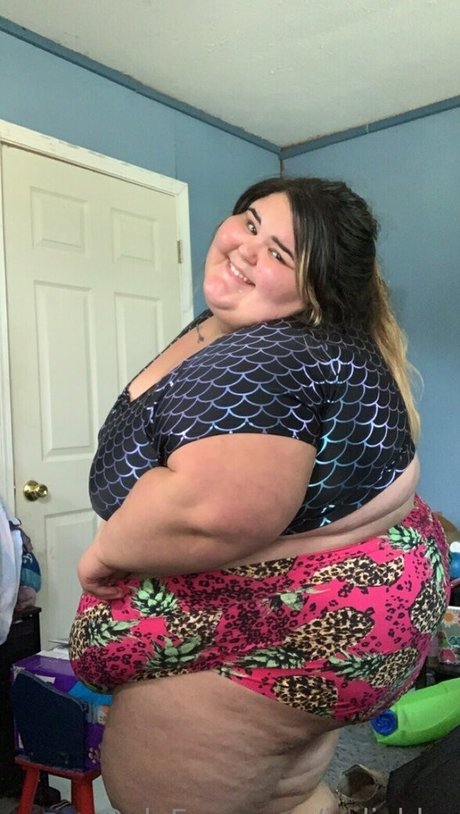 imlivbby model free pics