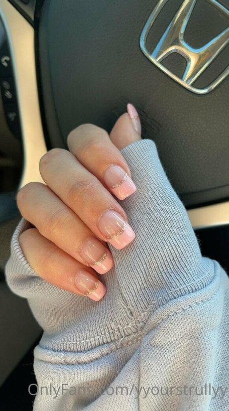 yyourstrullyy pretty model archive