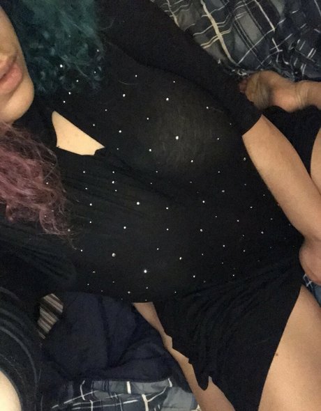 itselliemay model img