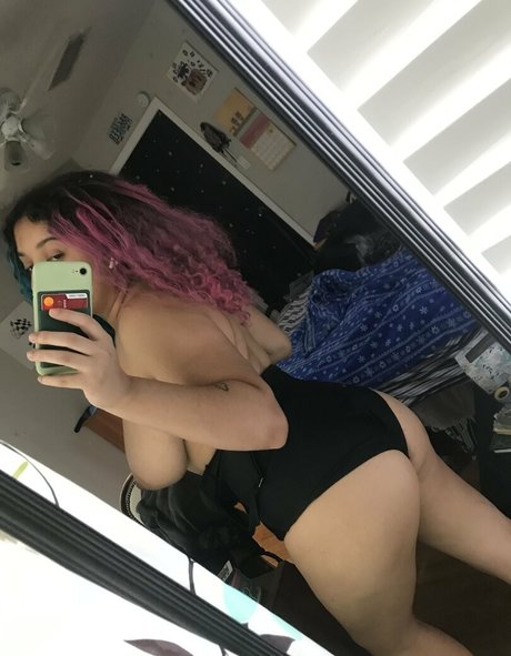 itselliemay pornstar pretty photos