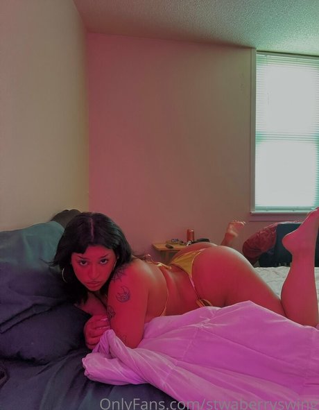 Stwaberryswing erotic star images