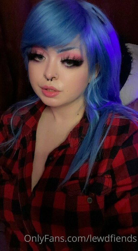 Lewdfiends nude model pics