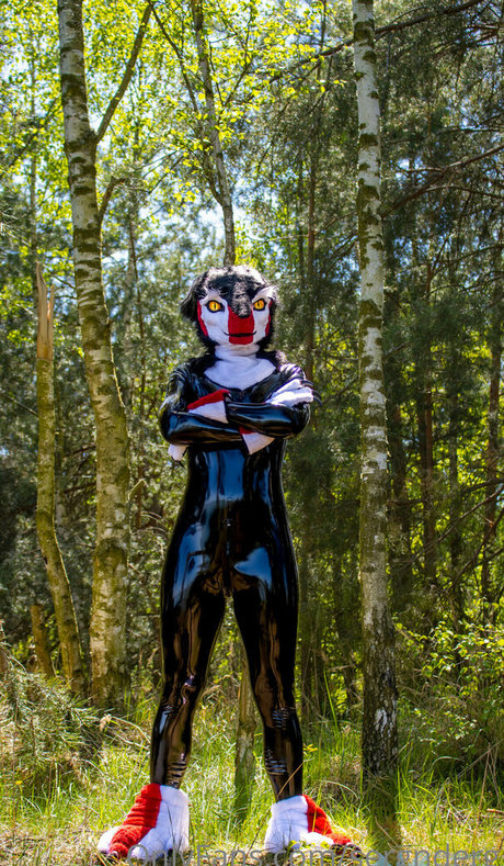 sergnderg star naked pic