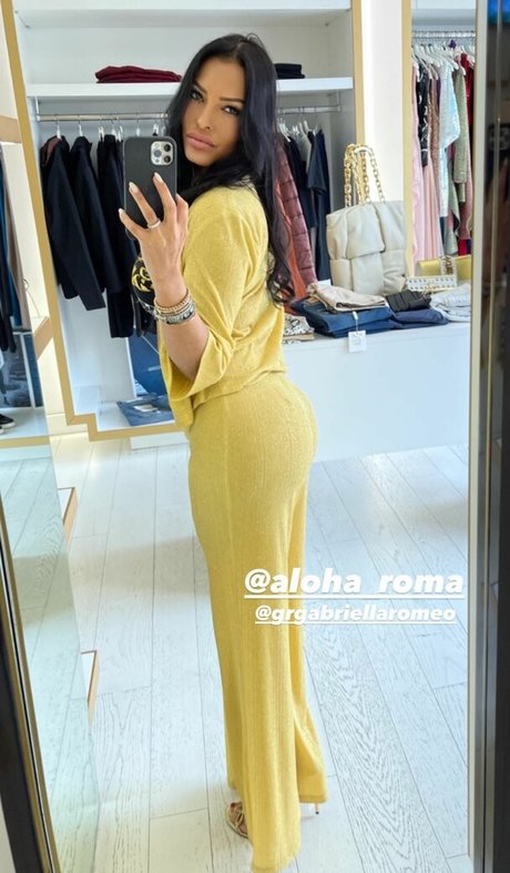 Carolina Marconi model beautiful pictures