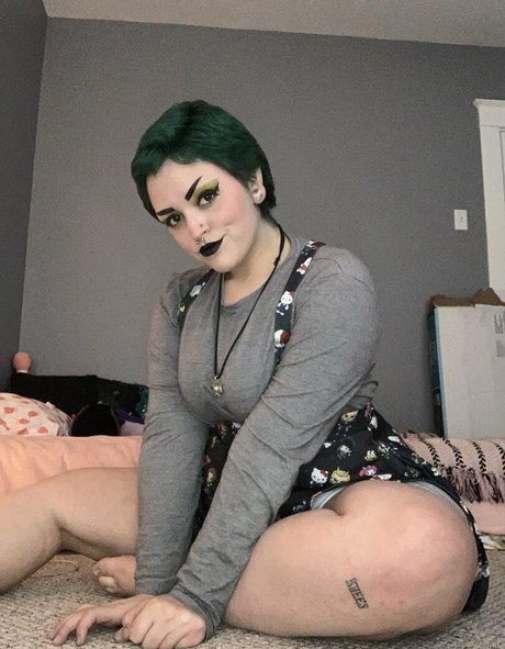 basilbabyy model hot image