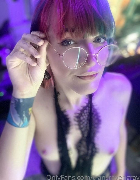 transravengray nudes model image