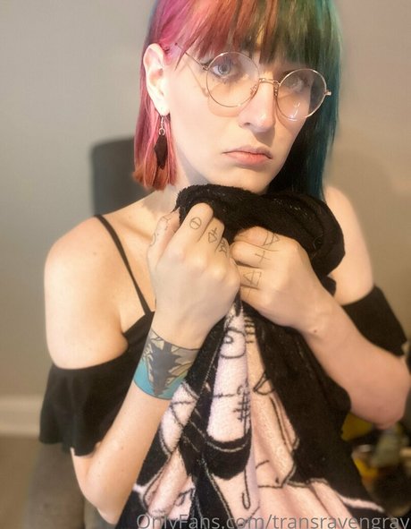 transravengray model sex pic