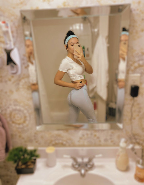 silkyvinyl pornstar naked gallery