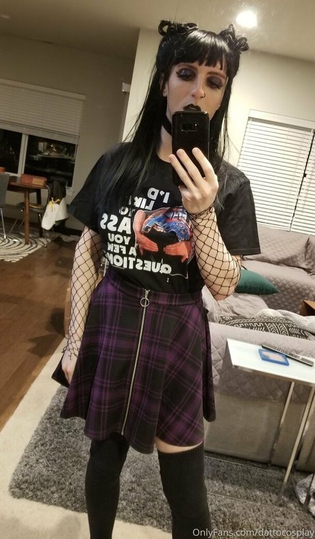 dattocosplay model nudes galleries