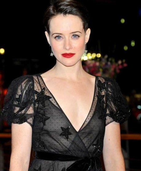 Claire Foy high quality star pictures