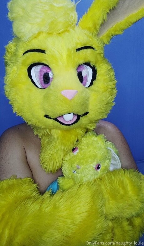 naughty louie high quality model img