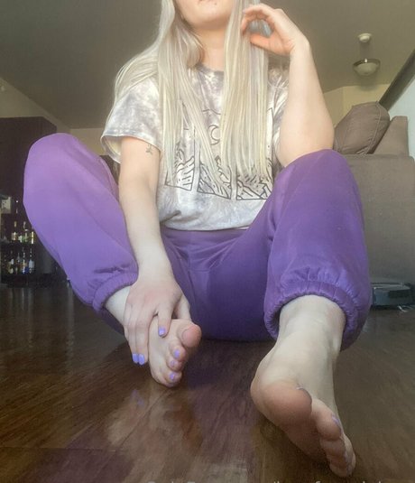 lovefromdaisyy nudes actress picture