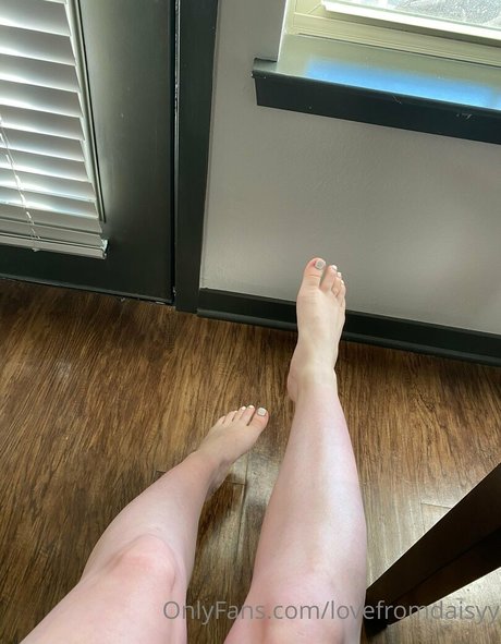 lovefromdaisyy hd actress img