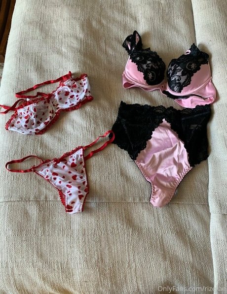 rizerae xxx pornstar images