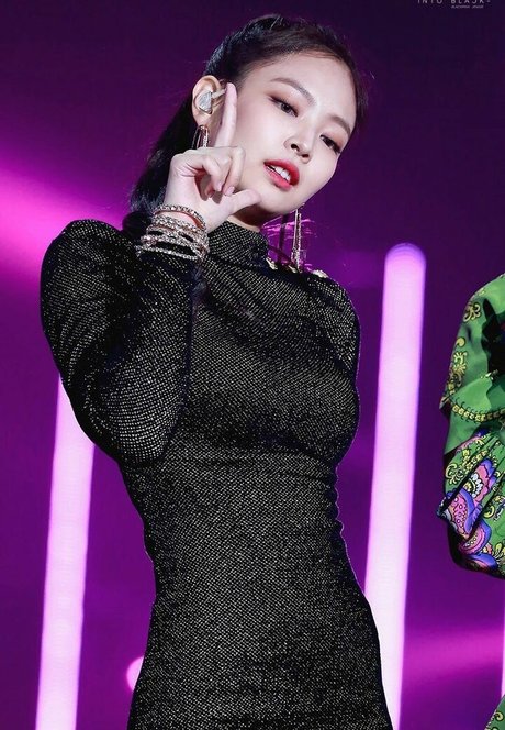 Jennie Kim art actress img