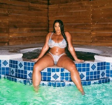 raquelsavage art star pictures