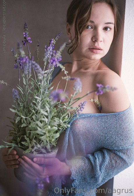 female bodybuilder onlyfans free porn image