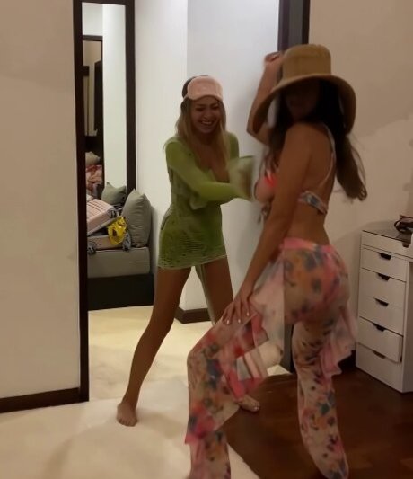 Iulia Gyrbu perfect model pictures