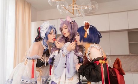 Coconut Kaya free pornstar pictures