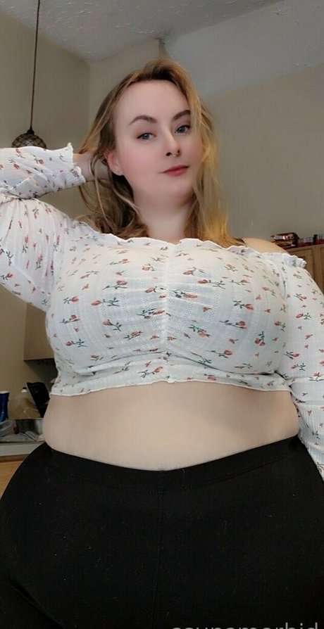 asunamorbid star beautiful photo