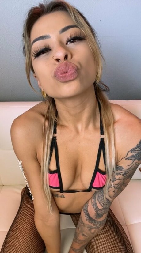 miascreams sexy pornstar photo