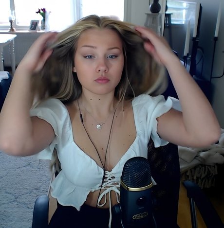 ImSoff hot actress image