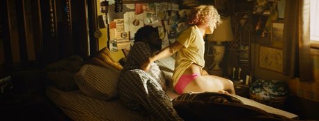 Tessa Thompson model hd img