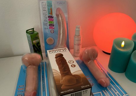 harlothayes hot pornstar image