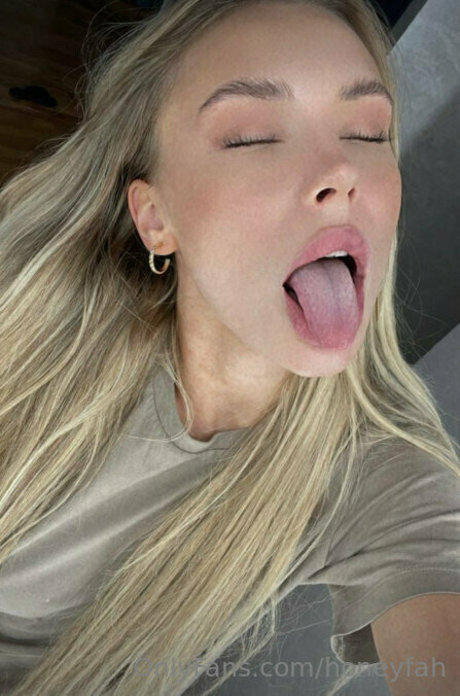 lesbian sex onlyfans porno pictures