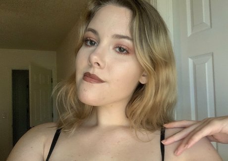 little doe hd actress images