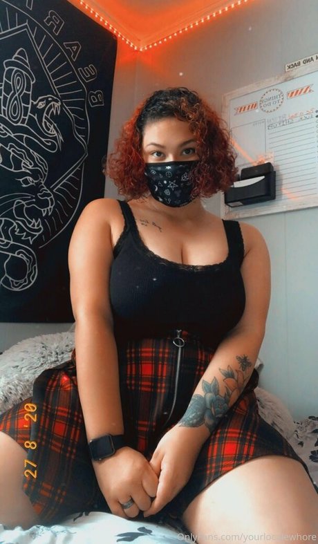 yourlocalewhore beautiful model pic