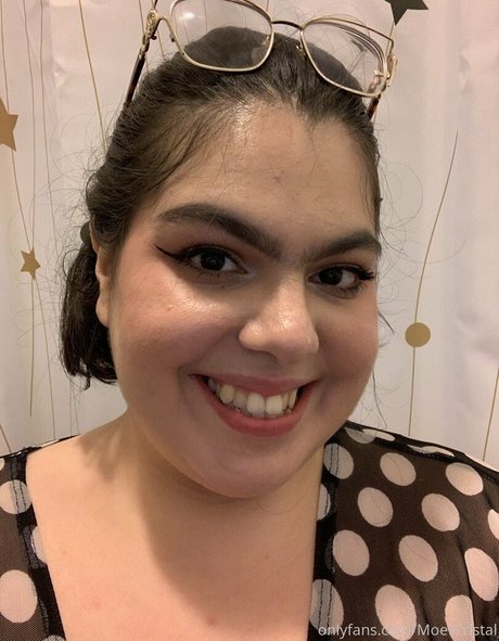 moetcristalbbw erotic star photos