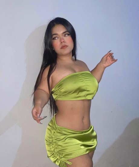 Maria Guevito model erotic photos