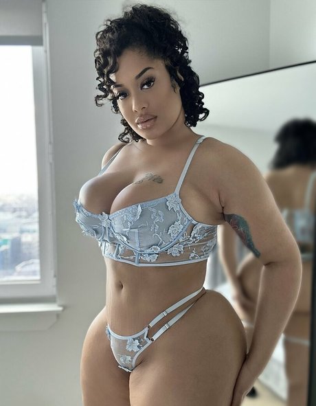 kristianaking model high quality pics