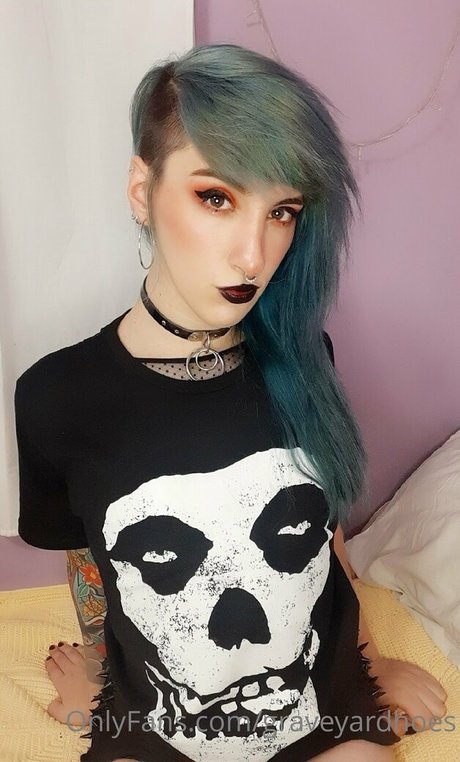 graveyardhoes beautiful star image