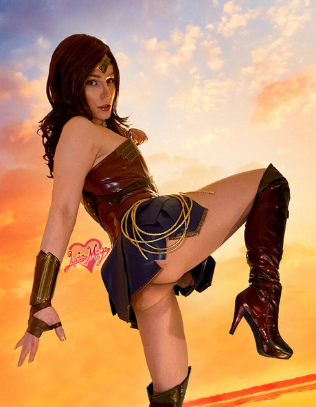 luciamaya free model gallery