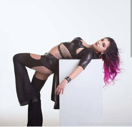 thegamerdomme hot model image