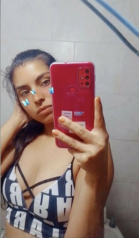 shannabanana123 star naked image