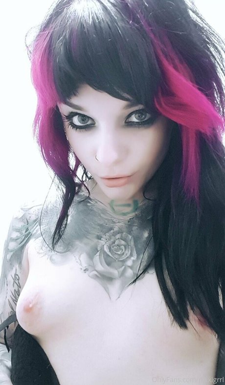 pixxigrrl perfect actress photo