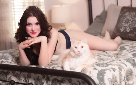 Tina Kinz model exclusive pictures