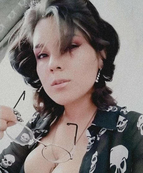 usaguisamy pretty model pics